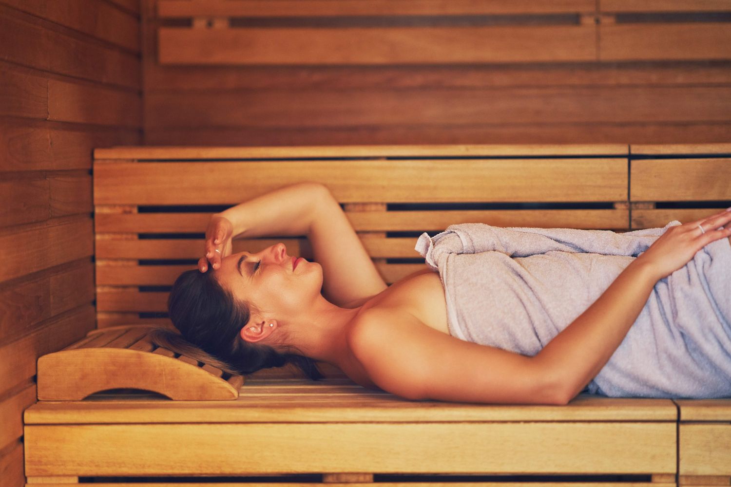 Why is the Temperature of an Infrared Sauna Lower Than a Traditional Sauna?